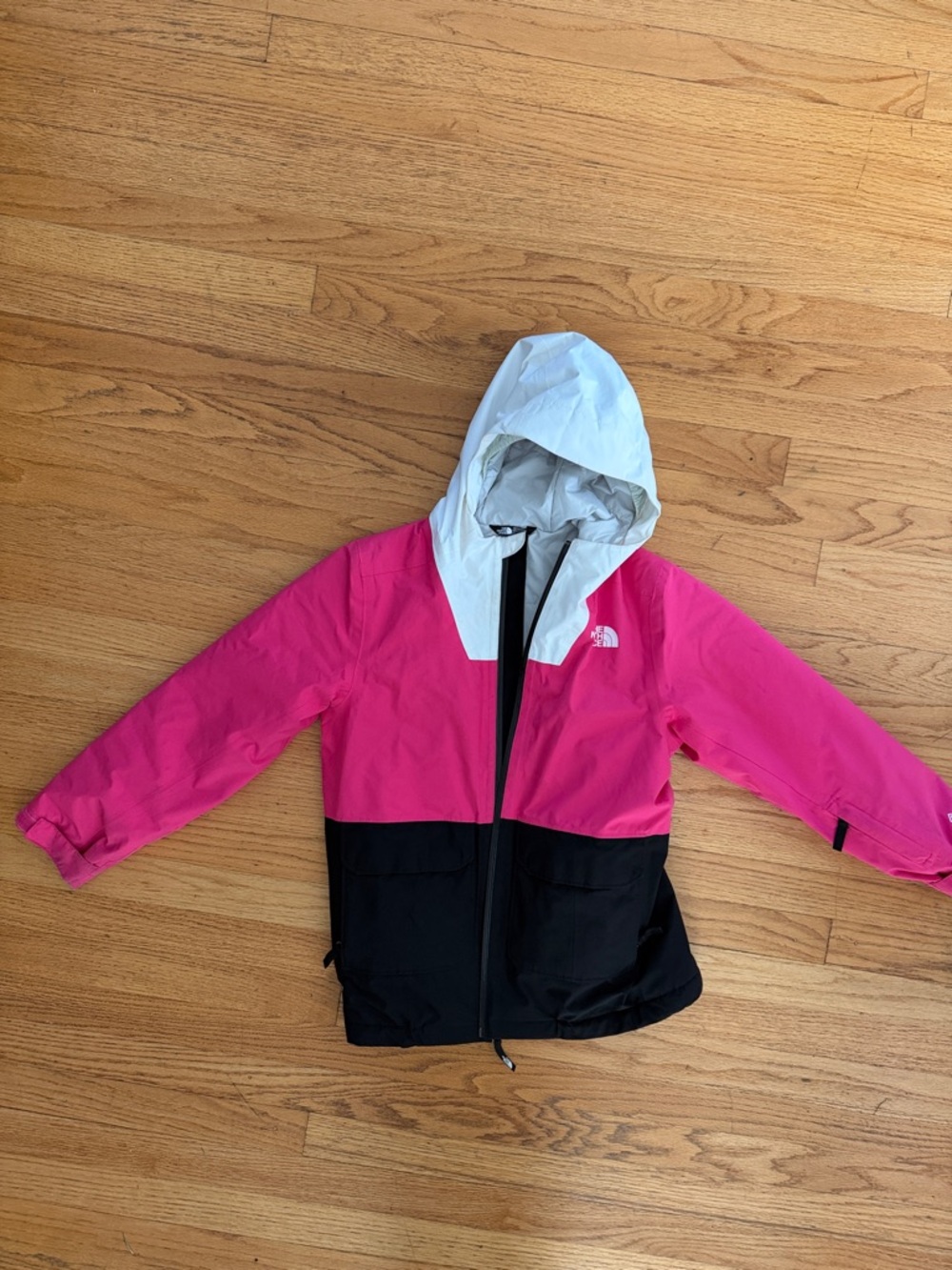 The North Face Kids Colorblock Hooded Puffer Jacket in Pink, White & Black